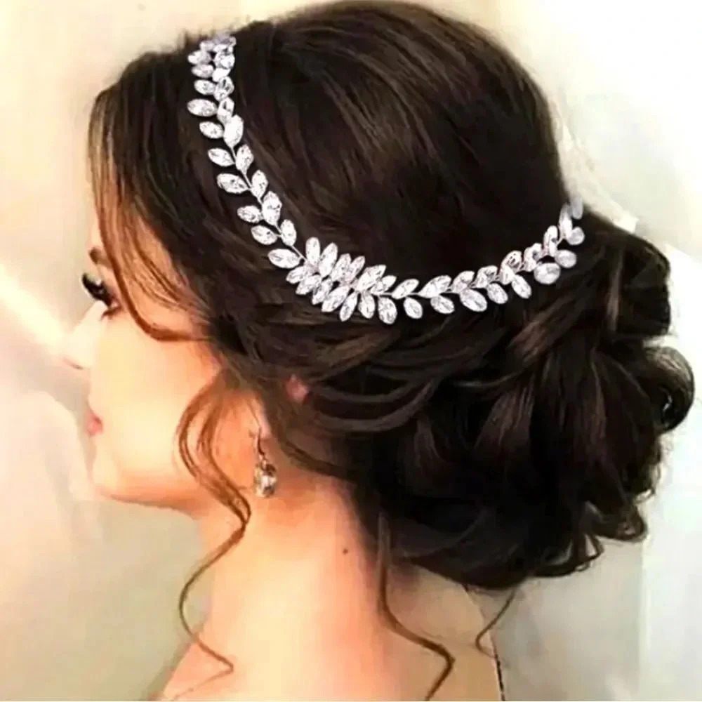 Luxury Bridal Crystal Hair Piece Comb - Picture 1 of 9